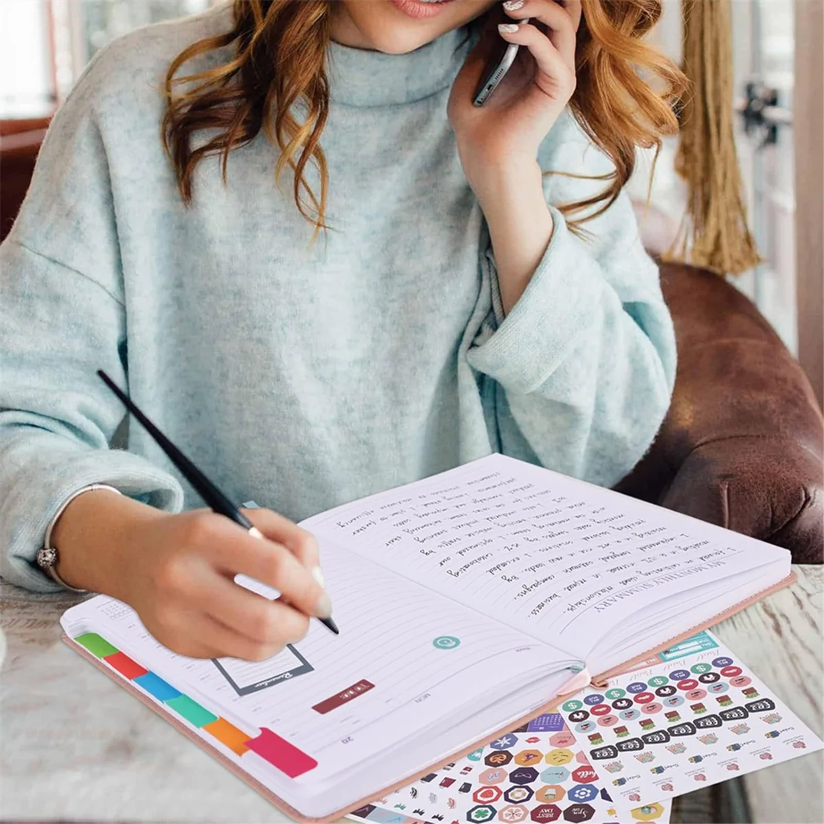 مخطط TCE 2024-2025 مع ملصقات عملية، منظم يومي أسبوعي غير مؤرخ، غطاء جلدي مع تخزين البطاقات وجيب الورق #1