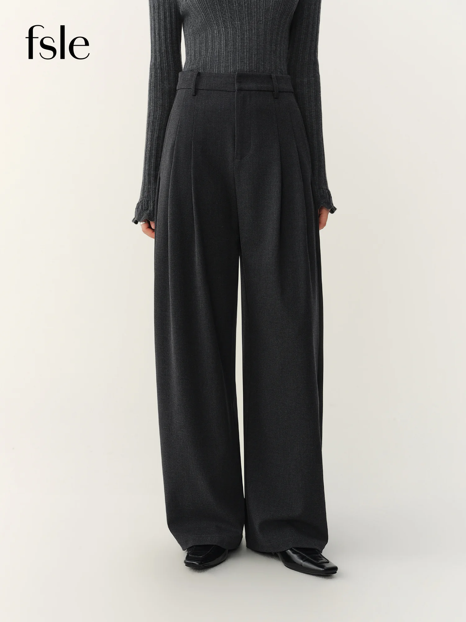 FSLE 2026 Fall Winter Women's Chic Versatile Gray Pleated Barrel Leg Dress Pants with Flowy Fit - Flattering for Daily Wear