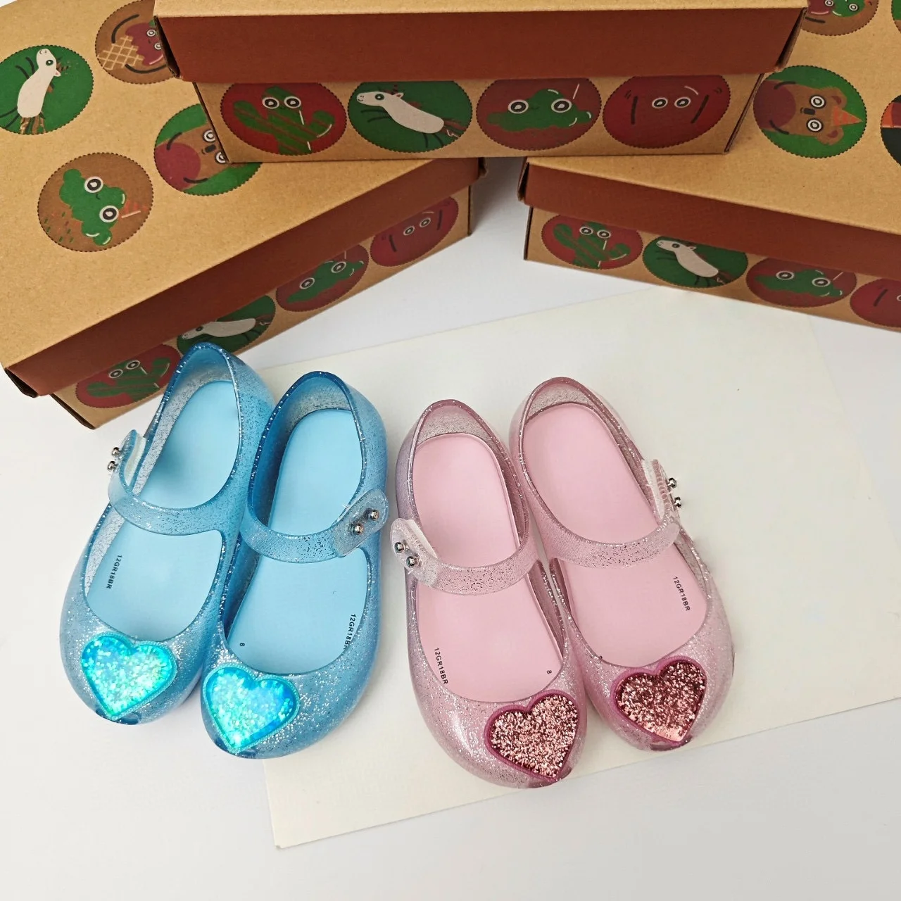 

Original Brand New Fashion Children Summer Roman Sandal Popular Design Baby Girls Kids Heart Cute Girl Causal Sandals HMI201