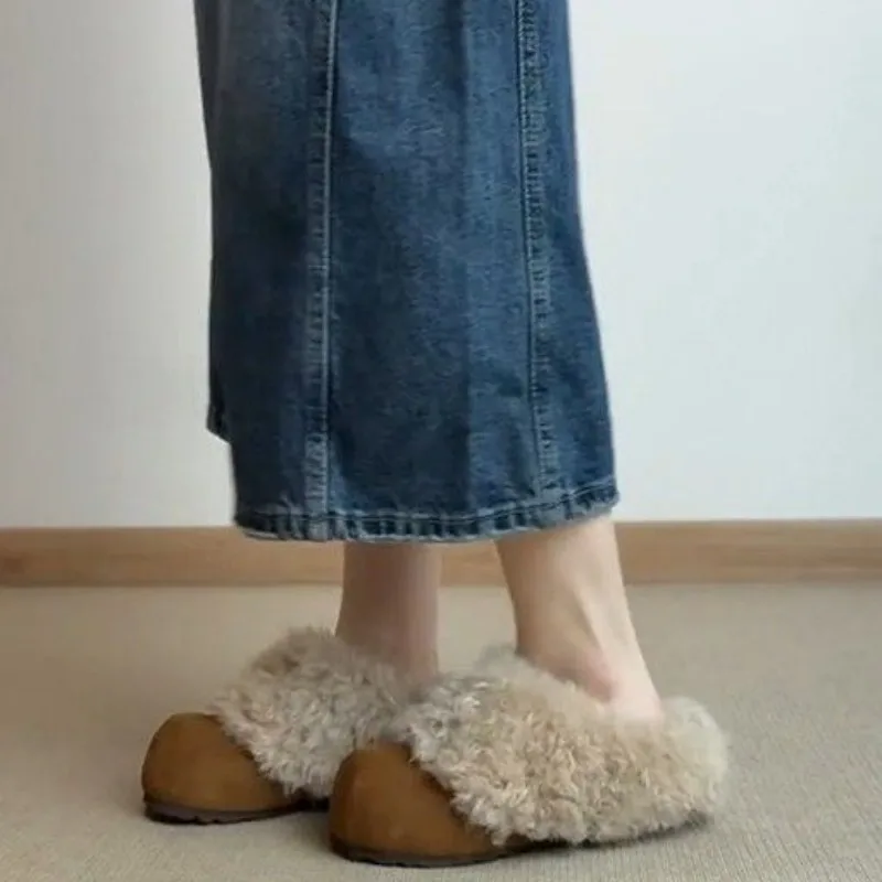Neue Wintermodelle: Warme und vielseitige Outdoor-Schuhe zum einfachen Anziehen. Retro-Hausschuhe im runden Stil, mit flauschiger, rutschfester Sohle und erhöhter Absatzhöhe. – Detail 7