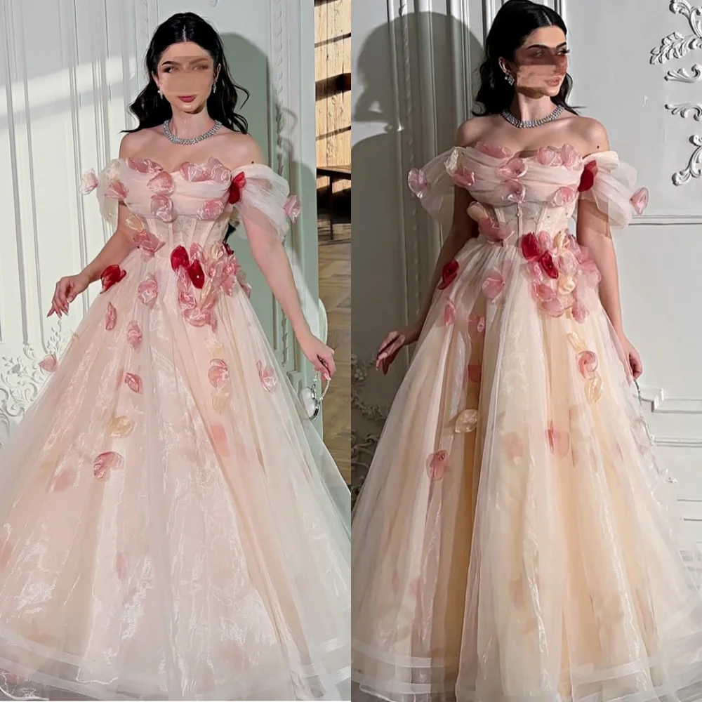 Customized  Exquisite pink Organza Homecoming Dress Delicate  Strapless Off the Shoulder Appliques Lace Up Back Robe de soirée