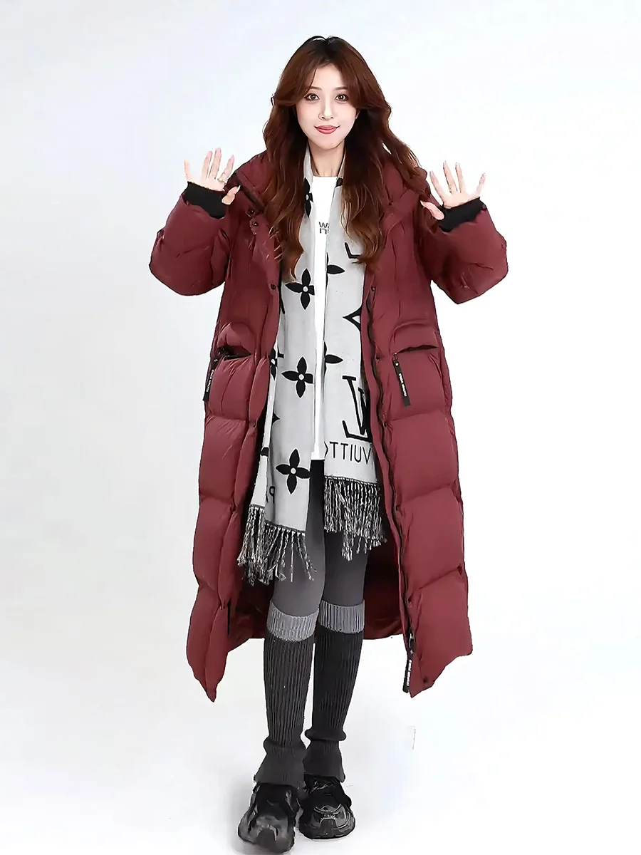Jaqueta Feminina de Inverno Ankang Red Thi Warm Down 2025, Tendência com Capuz, Casaco Longo com Gola Alta