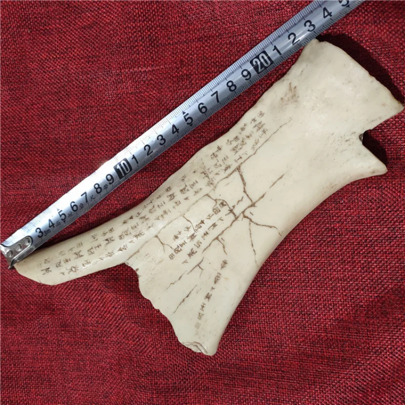 الجملة الحرف المقلدة العتيقة الراتنج الحرفية تقليد أوراكل العظام النقوش الحلي الزخرفية بالجملة