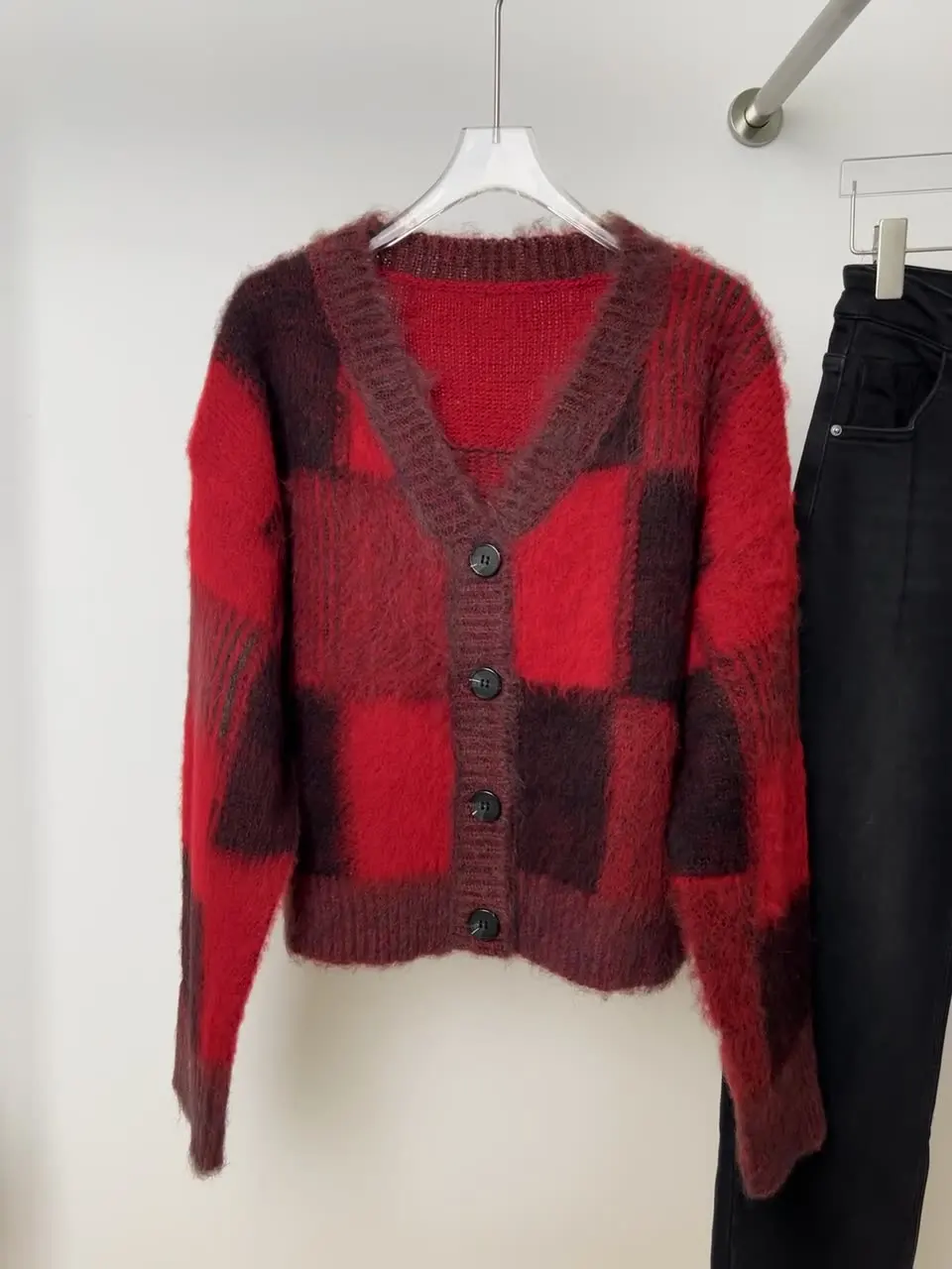 Winter Virgin Wool Blended Vintage V-Neck Christmas Red Plaid Two-Wear Loose Knit Sweater for Women