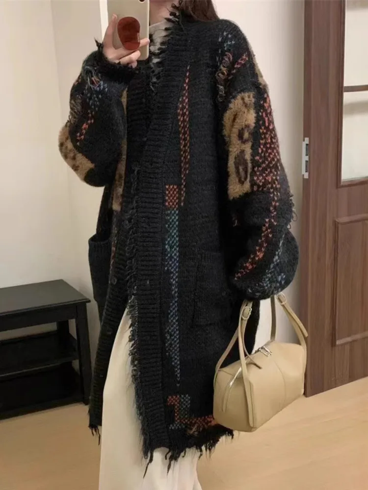 [EWQ] Big Size Tassel V-neck Single Breasted Long Knit Cardigan Patchwork Leopard Women Winter Sweater Coat 2024 Autumn 16O2653