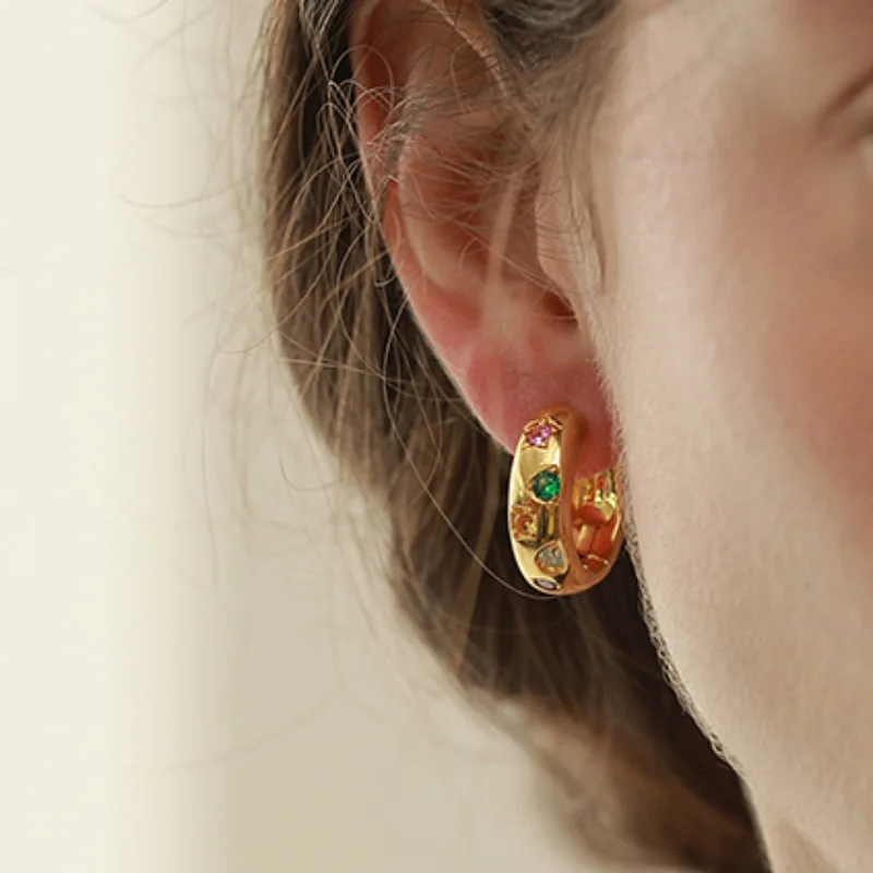 Earrings Colorful Zircon Polygon Hoop Ear Clip Women Niche Lightweight Luxury Elegant Premium Design Fashion Jewelry Standard
