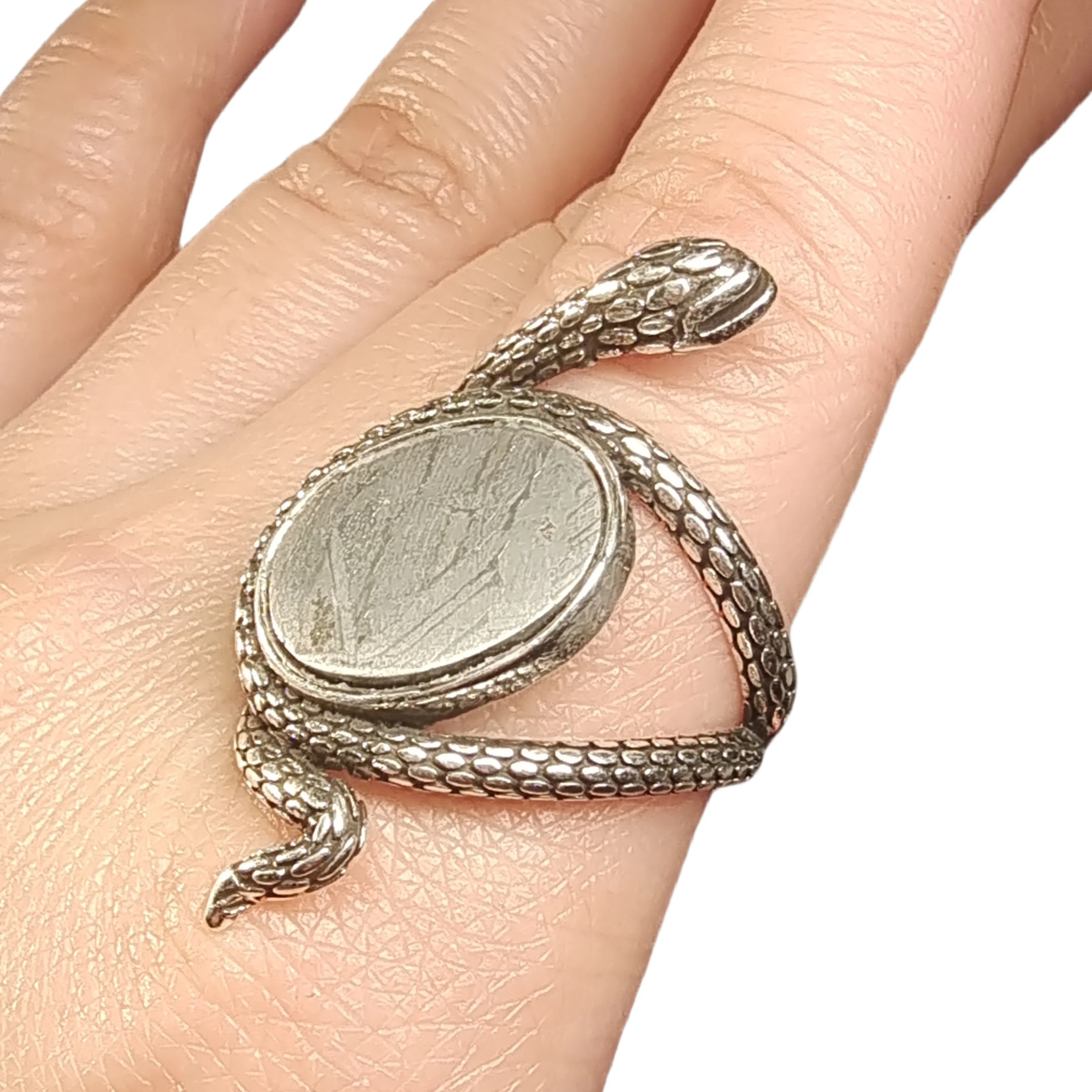 8.6g Muonionalusta meteorite S925 Silver Ring Natural iron meteorite pendant MeteoriteHandmade jewelry Silver Ring --K38