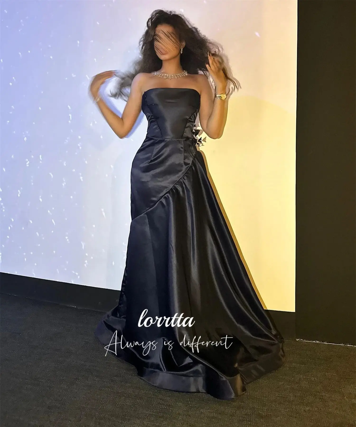 Lorrtta Feather Decoration Evening Dress Prom Satin Elegant Party Dresses for Women 2024 Ball Gowns Customized فساتين سهرة
