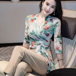 Sexy Floral V-neck Temperament Light Ripe Wind Summer Thin Style Women Net Yarn Vintage 3/4 Sleeve Lacing Comfortable Tops