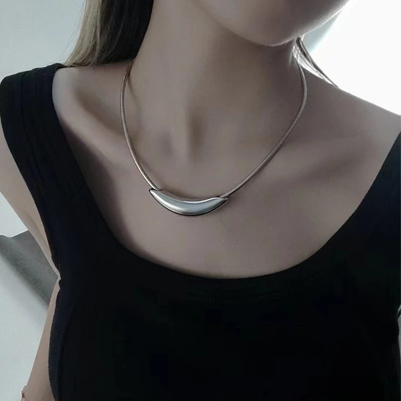 Mewanry 316L Stainless Steel Arc Geometric Necklace For Women Minimalist Trendy Classic Hip Hop Non-fading Birthday Jewelry Gift