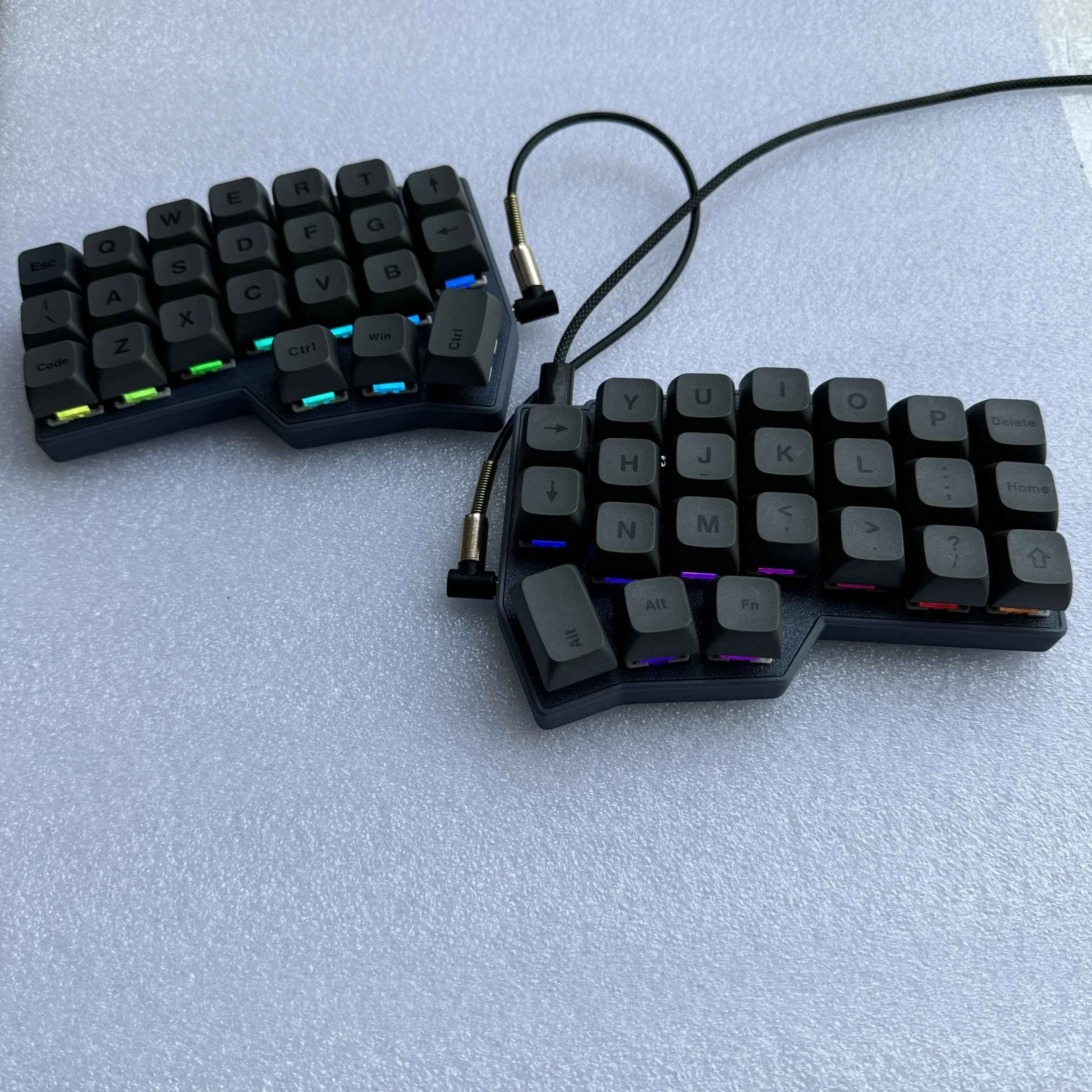 Corne V4 Split Keyboard Kit Custom Support Vial Wired Rgb Hot Swap Ergonomic Left And Right Handed Gaming Mechanical Keyboards