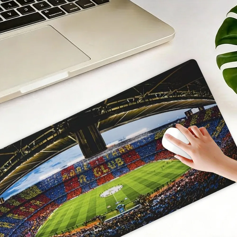 Tapis de souris avec vue sur le stade de Barcelone, accessoires PC, organiseurs et plateaux de bureau, Alfombrillas Para Escritorio, Tapis De Souris