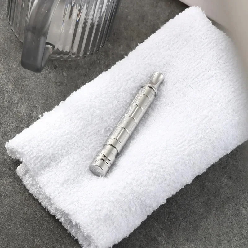 YAQI 303 الفولاذ المقاوم للصدأ 303 الفولاذ المقاوم للصدأ الرجال سلامة الحلاقة مقبض موضة بسيطة الحلاقة ملحق للرجال تنظيف الوجه اللحية