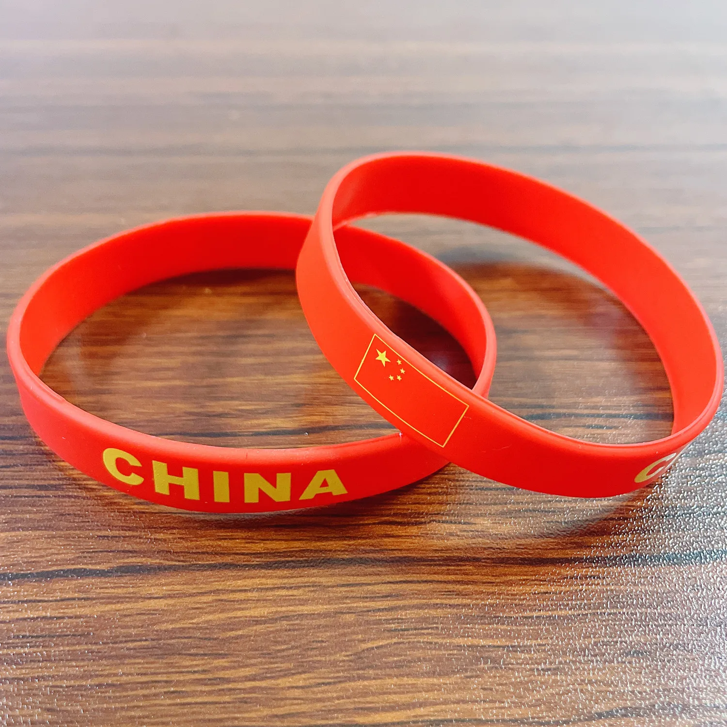 2pcs China Flag Silicone Bracelets Sport Game Wristbands Chinese Flags Wrist Strap for Men Women Rubber Band Fashion Accessories