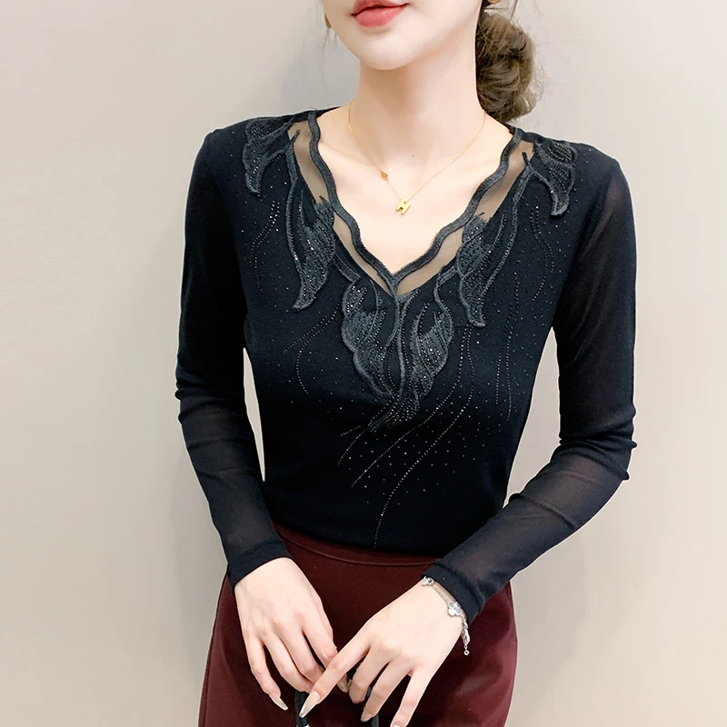 

Black,Spring,Korean,Style,T-Shirt,Chic,Sexy,V-Neck,Hollow out,Shiny,Diamonds,Women,Tops,Long Sleeve,Patchwork,Lace,Tees,59901
