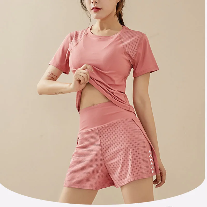

Yoga Wear Women's Running Quick Dry Breathable Non-slip Pocket Dress Yoga Fitness Short Sleeve Shirt, Tennis,VolleyballGolfShirt