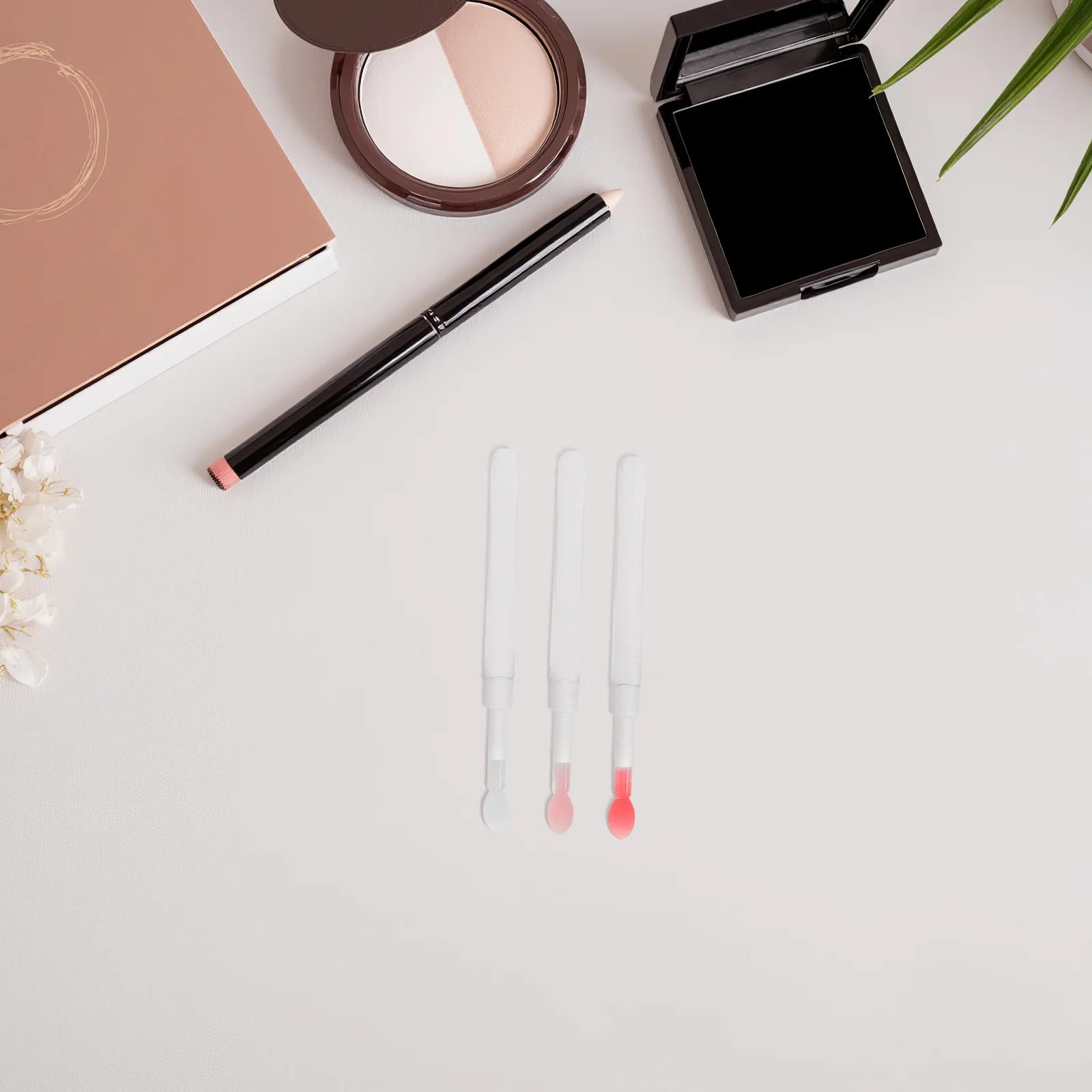 

60pcs Silicone Applicator Soft Silicone Tip Reusable Lip Brush For Lipstick Gloss Balm Application Makeup Tools Hygienic Cap