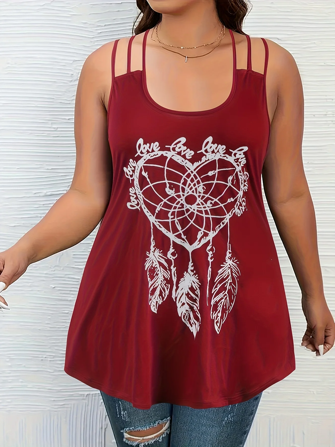 توب نسائي فضفاض بدون أكمام بحمالات مزدوجة باللون العنابي مع طباعة صائد الأحلام والحب، مقاسات كبيرة، موديل 2026 الجديد
