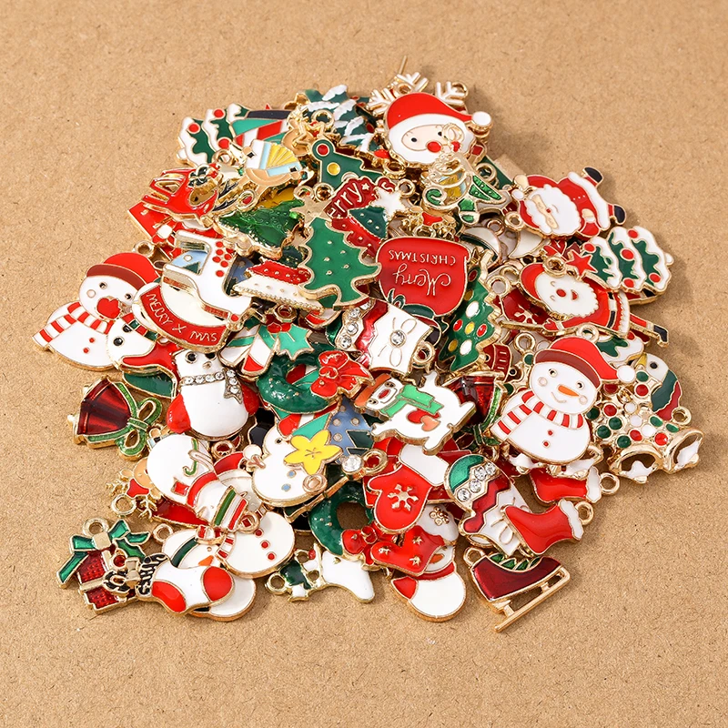 10/20/30 pcs Random Mix Enamel Christmas Snowman Santa Claus Charm Pendants for Jewelry Making DIY Earrings Necklace Accessories