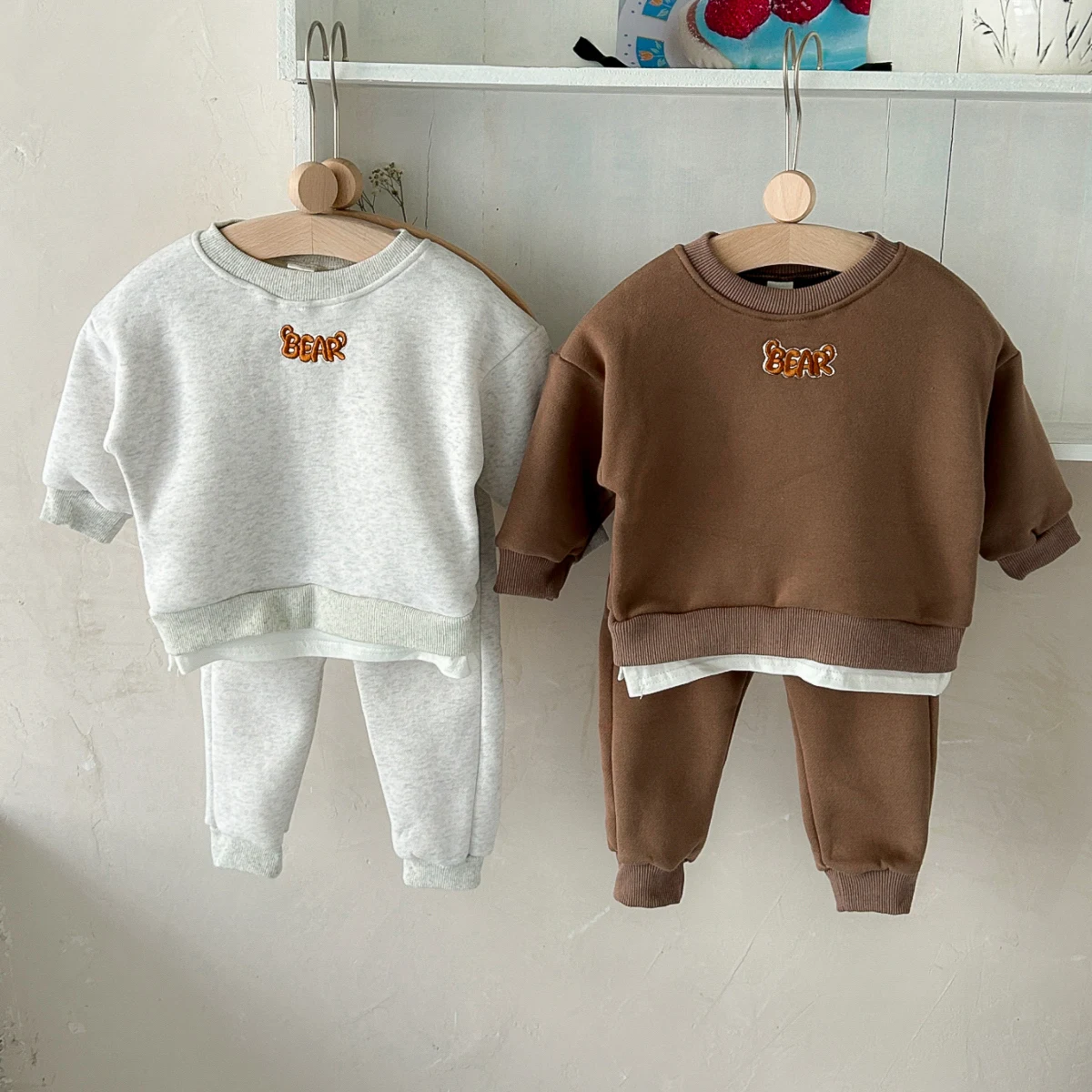 Winter Infan Baby Outfits Boy Girl Sets Velvet Cartoon Print Cotton Long Sleeve Tops+Pants Baby Little Bear Children Clothing