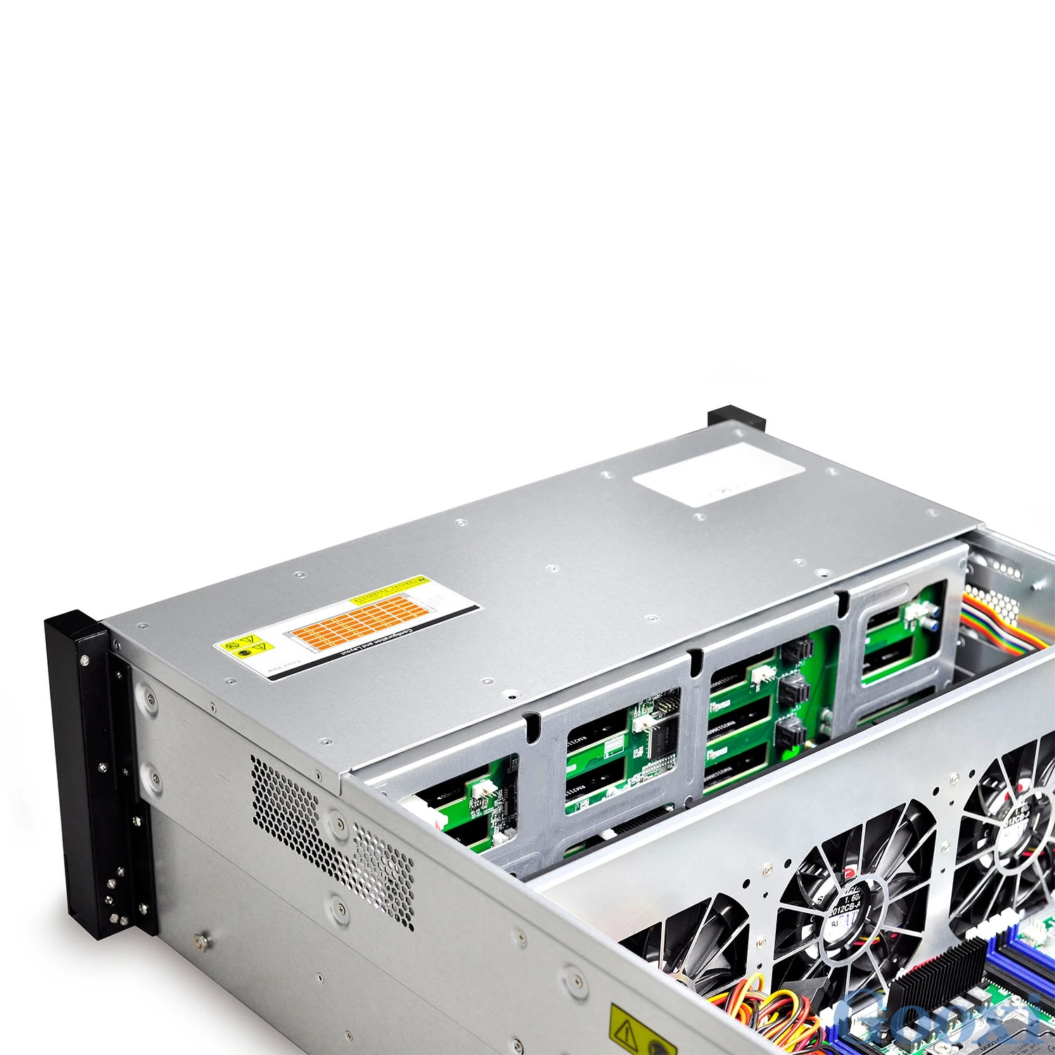 

Серверный корпус 4U Gooxi RMC4124-670-HSE, совместимый с материнскими платами EEB/CEB/ATX/Micro ATX
