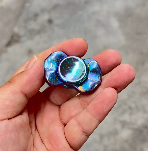 Used EDC X Ice Crystal Zircuti Sand Dune Mini fidget spinner metal decompression toy