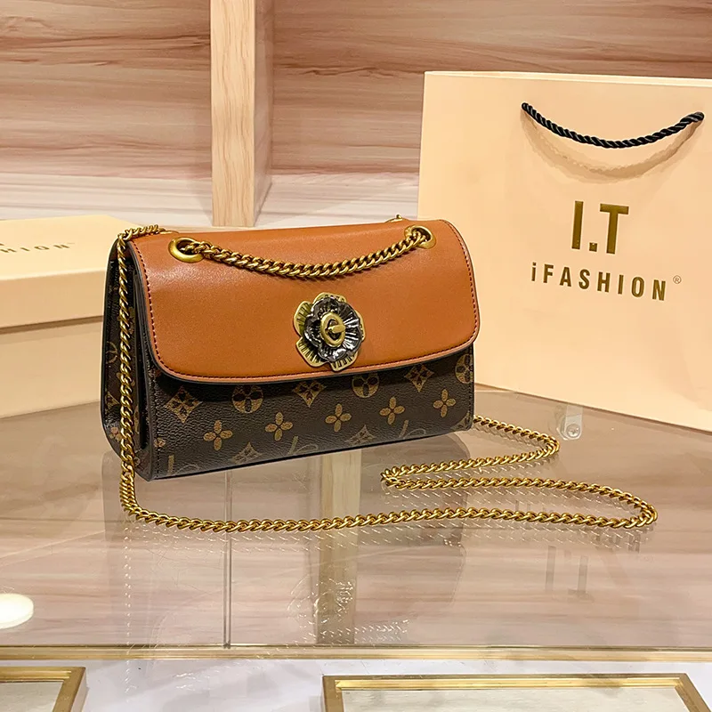 

Элегантная классическая сумка для подгузников для женщин, стильная сумка через плечо, роскошная дизайнерская минималистичная винтажная сумка-тоут с большой вместимостью.