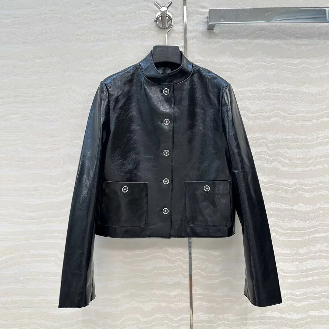 Cappotto nero vintage in pelle di pecora 100% da donna colletto alla coreana manica lunga bottoni in metallo tasche elegante giacca carina dal design corto