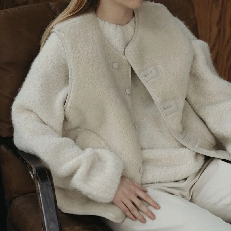 

2026 New Sle Korean Gentle Versatile V-Ne Cute Age-Defng Svel Leather Fur Inteated Double-Sided Wear Vest