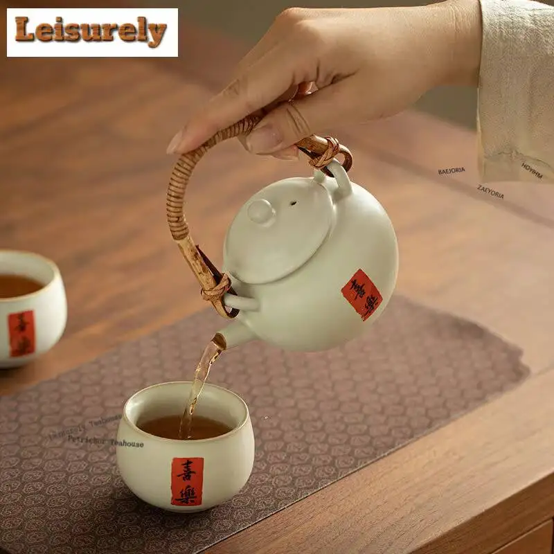 250ml Ru Kiln Bluish White Teapot Boutique Tea Infuser Pot Household Tea Maker Kettle With Strainer Chinese Tea Set Collection