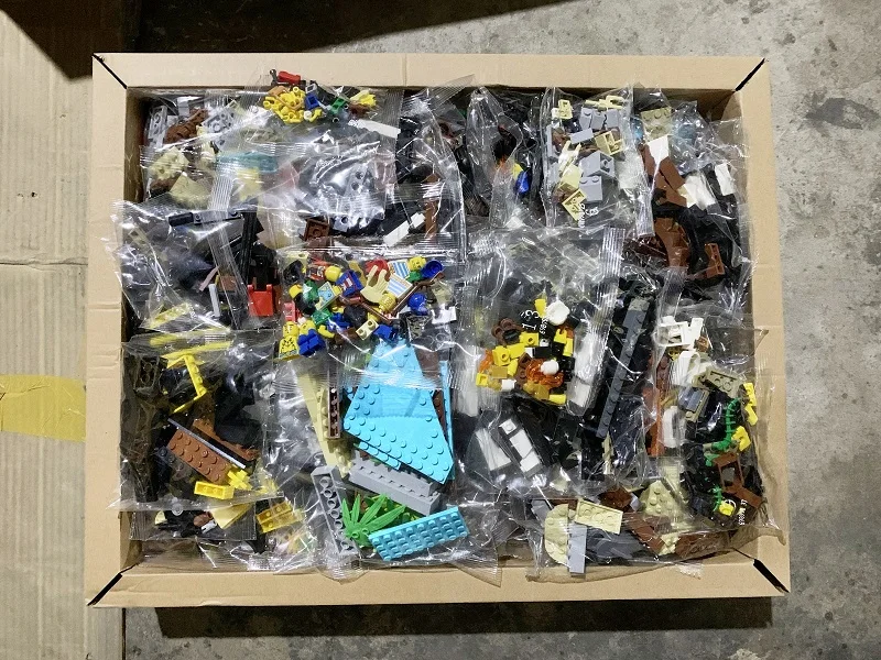 With Original Box 2545 PCS Pirates of Barracuda Bay Building Blocks Bricks Compatible 21322 698998 Kid Birthday Christmas Gifts