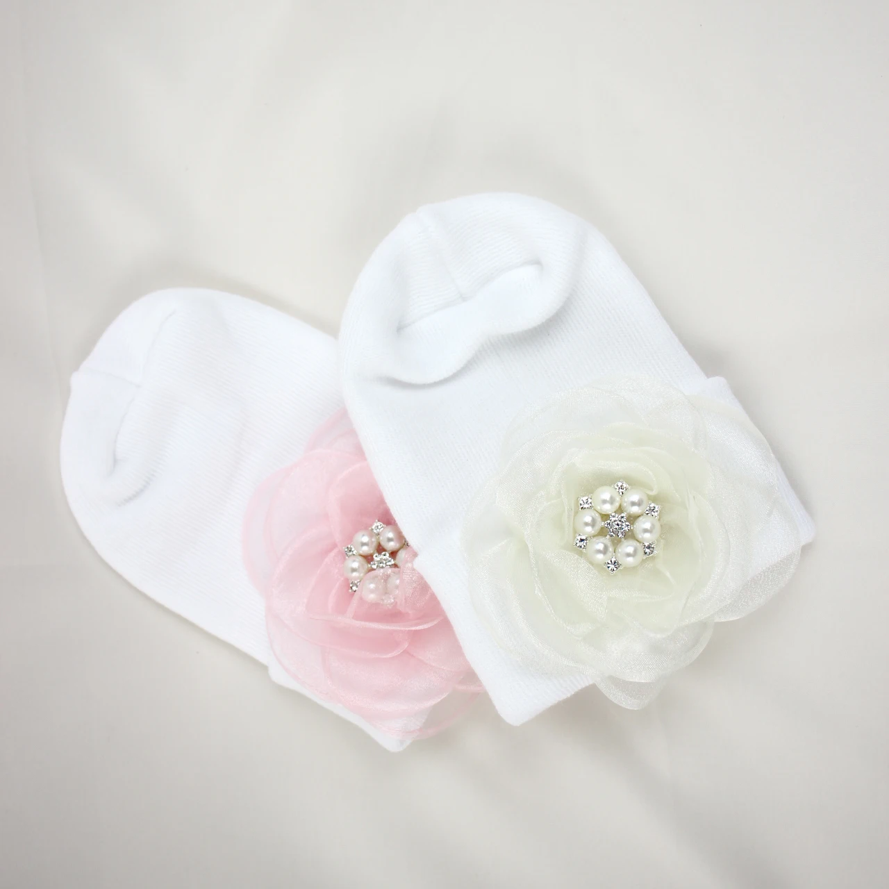 0-6Months Knitted Beanie with Diamond Mesh Flower Baby Girls Cute Hat New Born Baby Hospital Warm Knit Hat Winter Warm Bonnet