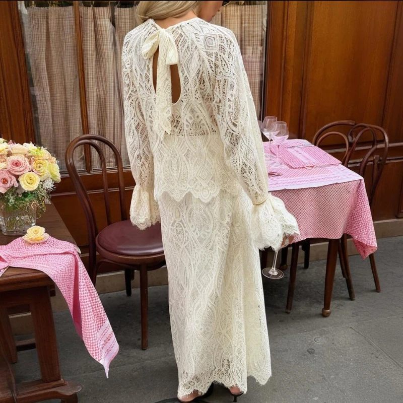 

TARUXY Кружевной ажурный костюм с длинной юбкой, женский модный костюм с расклешенными рукавами и круглым вырезом на спине, топ с высокой талией, костюм с юбкой, новинка осени 2023 г.