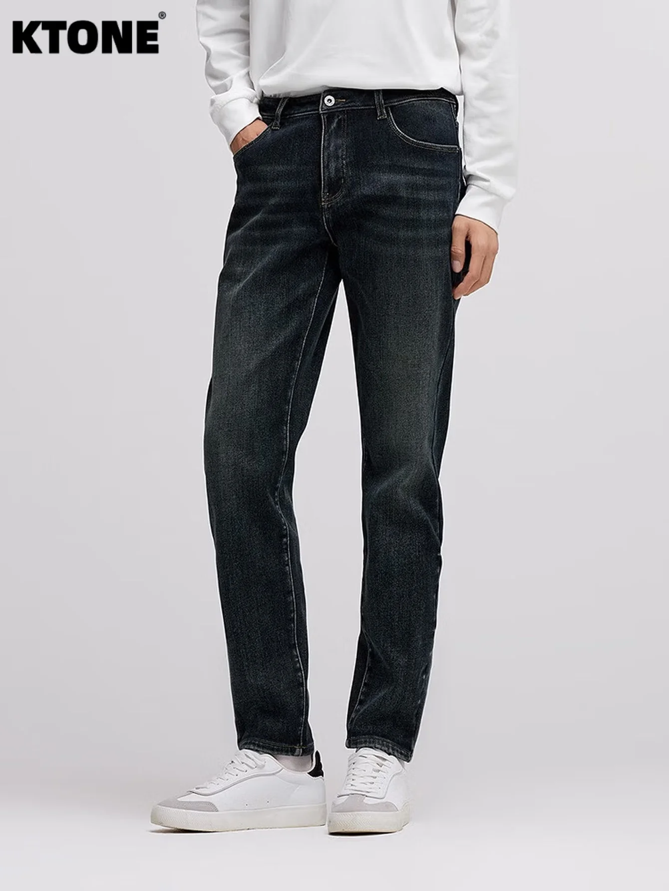 

Black Slim Fit Jeans Pant for Man Unisex Original Drip Jeans No accessories or belts included