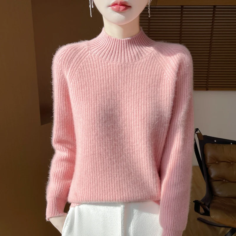 Autumn and winter new 100% pure wool women's semi-high neck pullover European loose padded knit bottoming shirt.