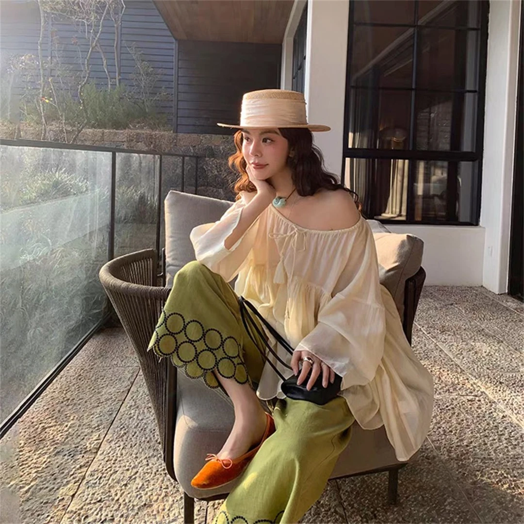 

Stylish Green Embroidered Loose Feel Circle Handbag Casual Pants Handmade Store Spring Summer Loose Fit Wide Leg Trousers