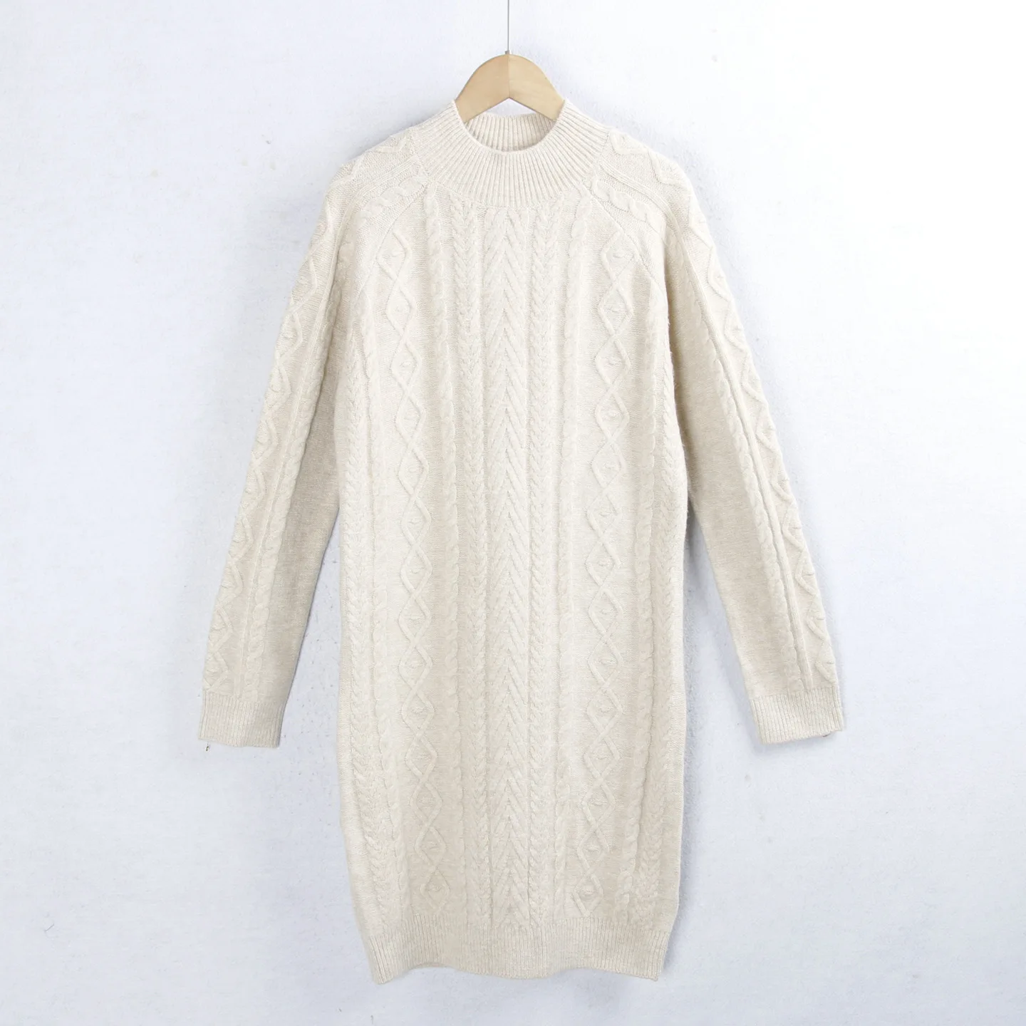 

Теплый вязаный длинный свитер, зимний цвет с высоким воротником, эластичная пряжа для похудения, трикотаж, универсальный модный женский...