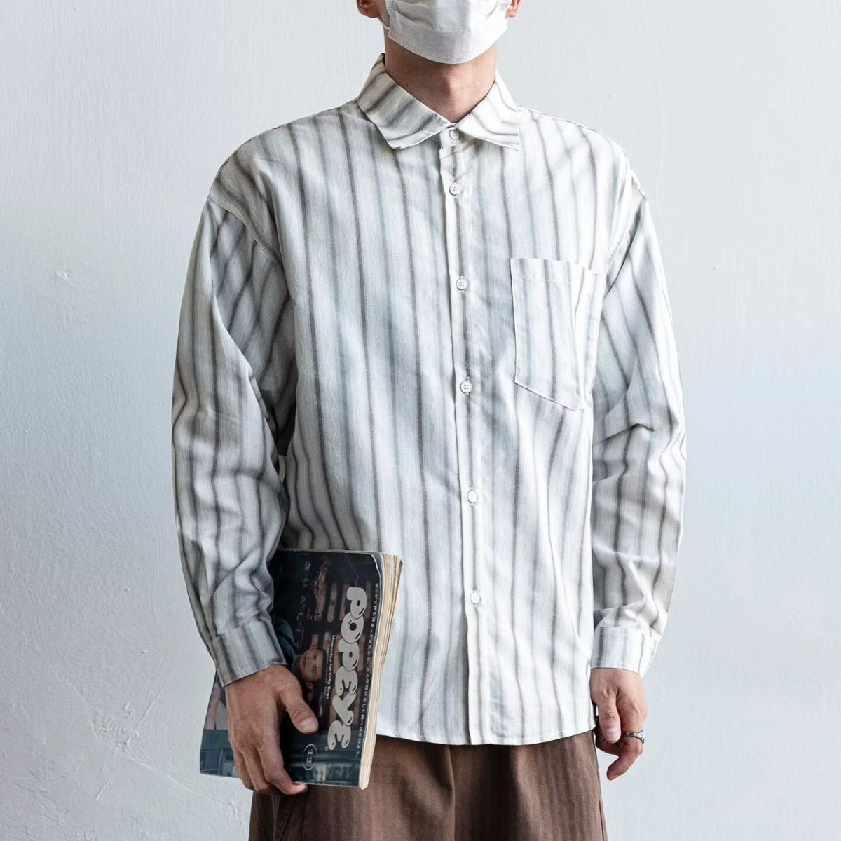 

BOLM Мужская длинная свековая свободная повседневная одежда irt Тонкая осенне-весенняя верхняя одежда в художественную полоску из полиэстера Stand Fit irt