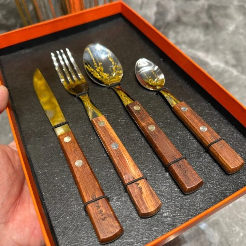 

European Stainless Steel 304 Knife, Fork, Spoon, Tableware Western Retro Four Piece Set Home Restaurant Steak Knife Gift Box