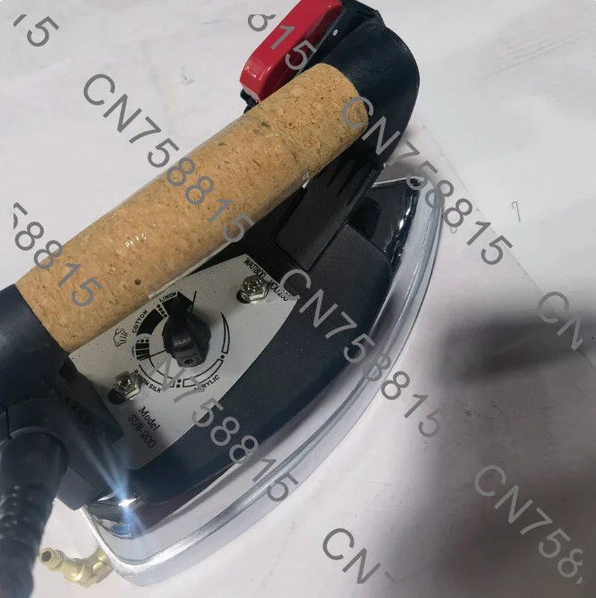 Special Boiler Matching Electric Heating Iron with Solenoid Valve Using Steam Engine Style Iron