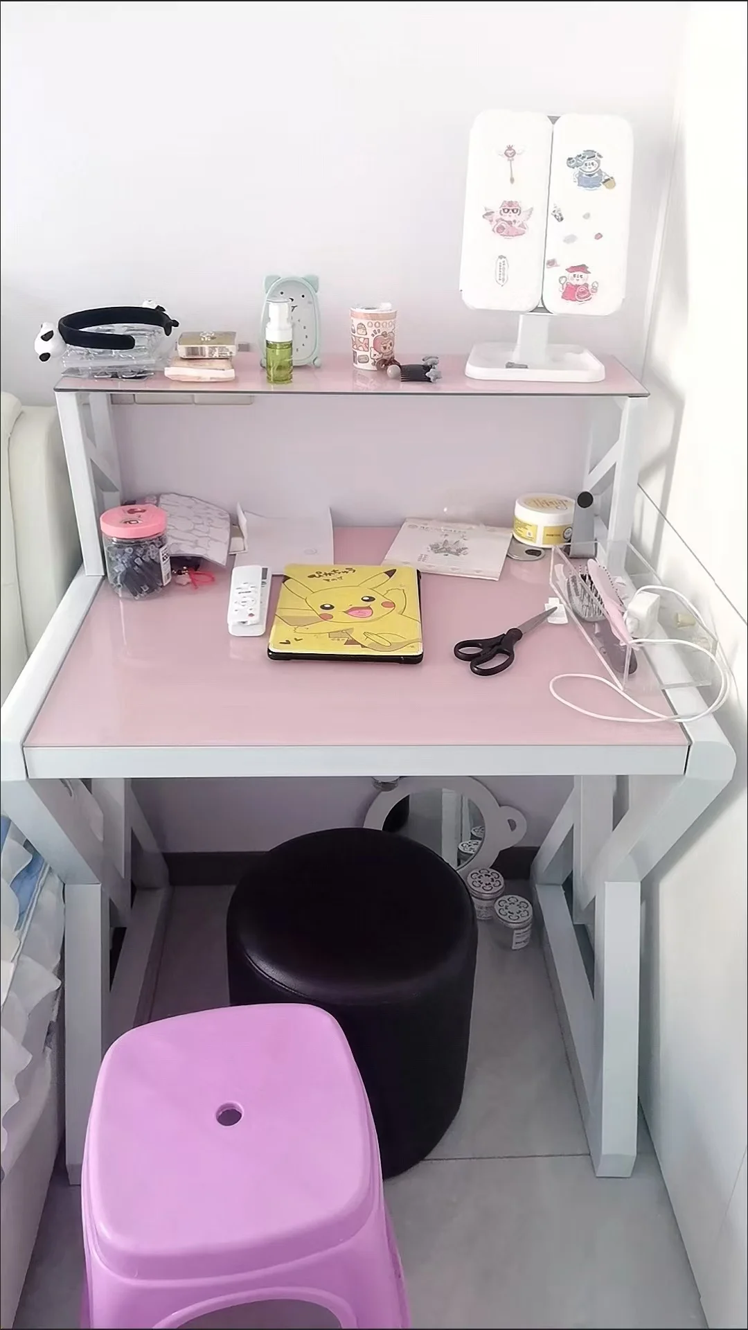 Modern Computer Desk for Home Office,  Glass Top Desk with Metal Frame Stable Workstation for PC Gaming Setup  Office Furniture