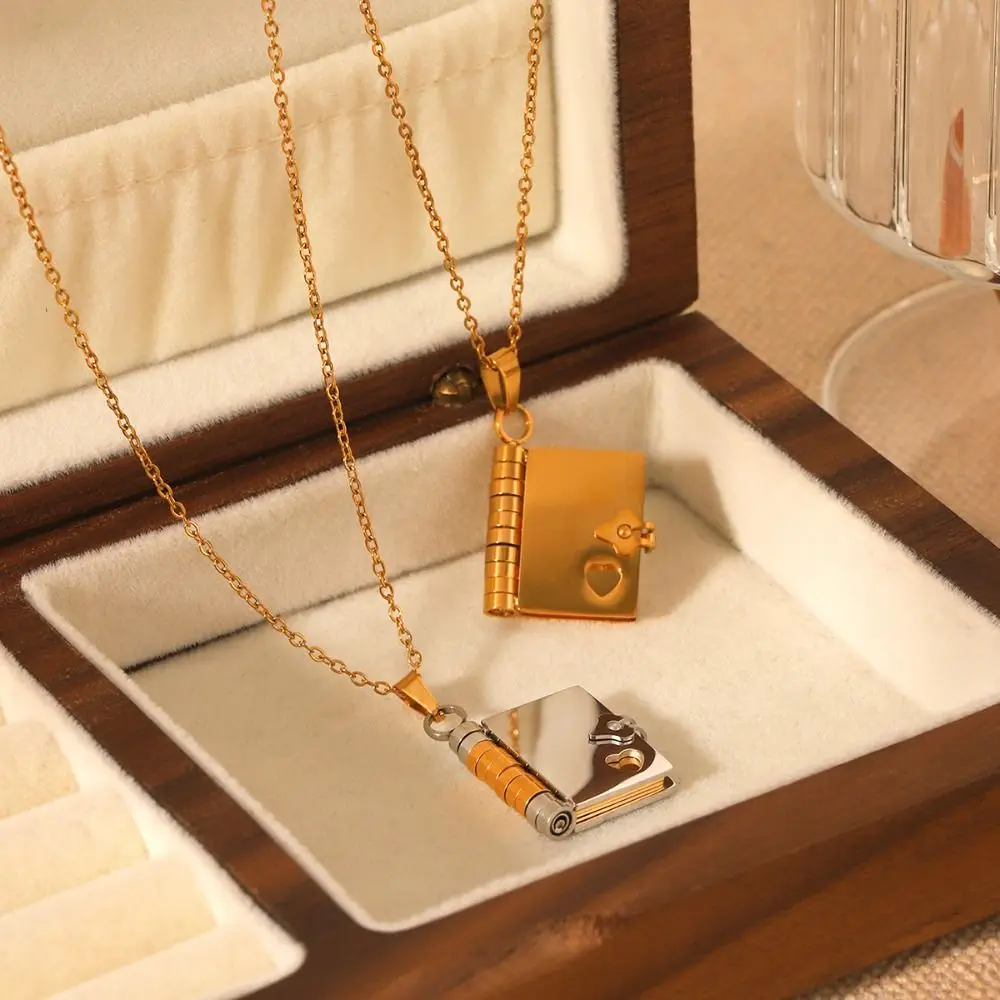 التيتانيوم الصلب زوجين كتاب قلادة القلب قابل للتعديل افتتاح كتاب قلادة فتح وإغلاق مقاوم للماء زوجين النص المنجد