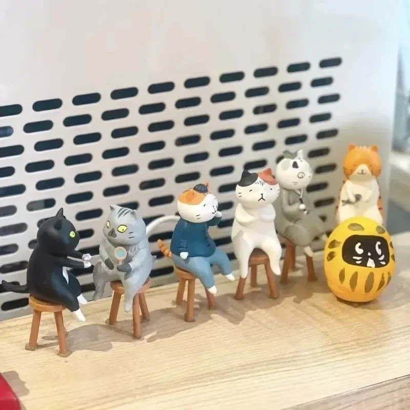 Anime figura adivinhação gato caixa cega bonito gato figura de ação com fezes kawaii mesa decoração brinquedo colecionável presente do festival ﻿