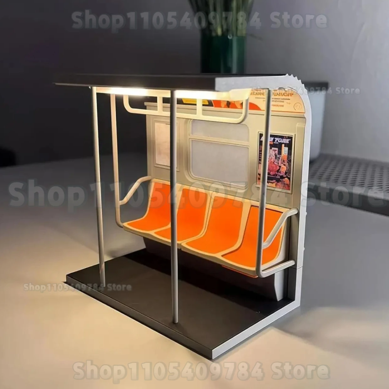 

Subway Train Light Retro LED Car Model Nightlight with 3 Replaceable Posters Train Table Lamp for Men Kids Adult Family Bedside
