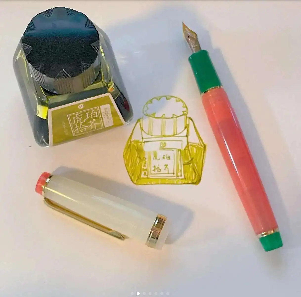قلم حبر Jinhao 82 Summer Edition Cherry Radish Acrylic Resin Mini Short CUTE