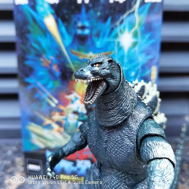 

NECA 1994 Movie Version Space Godzilla Articulated PVC Action Figure Kids Gift 17cm
