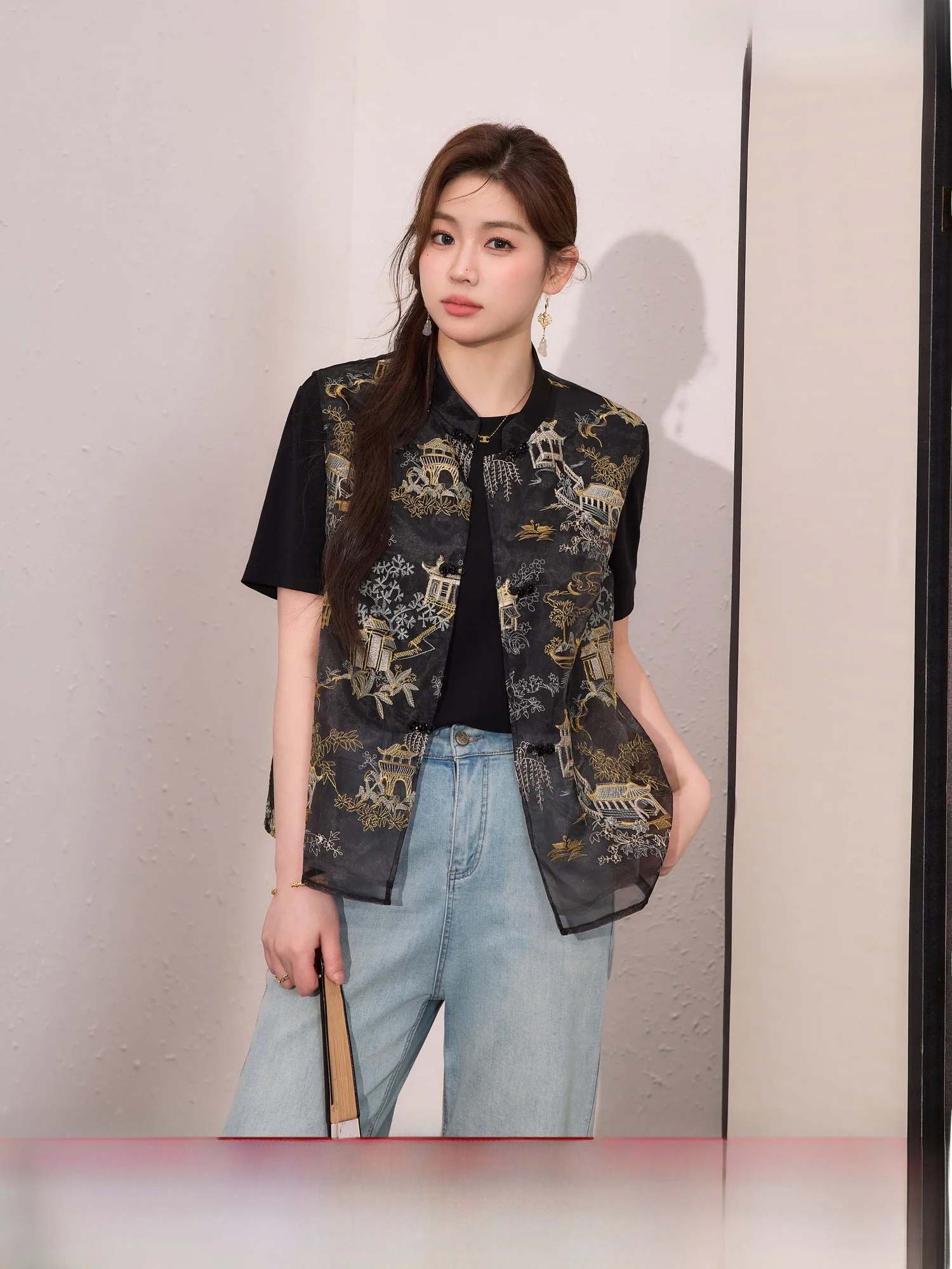 

Комплект из топа и юбки для полных женщин: новый, с вышивкой в китайском стиле, приталенный, для офиса, простой...