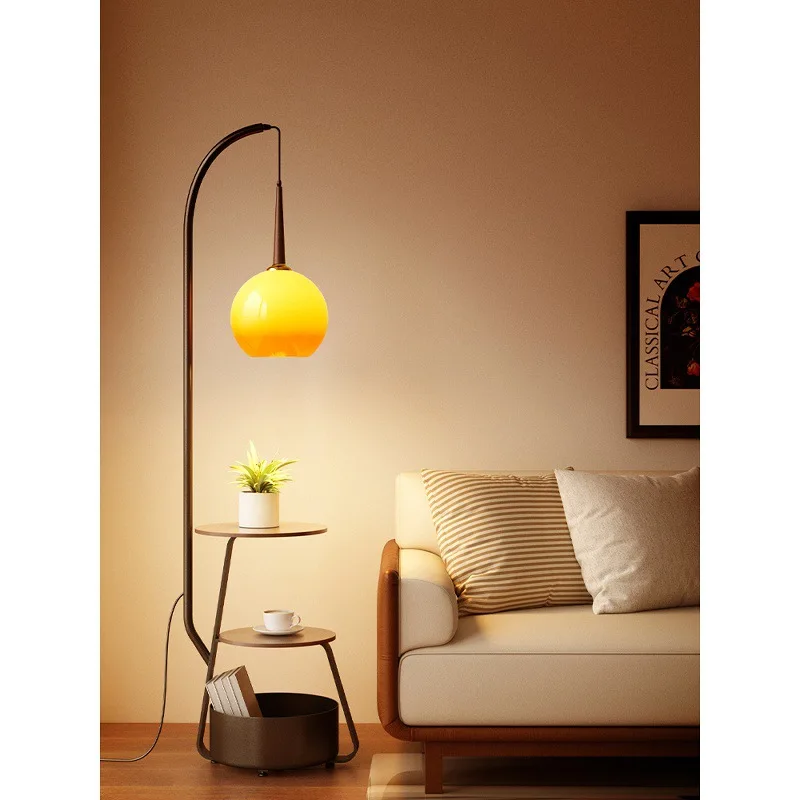 

French medieval floor lamp living room bedroom atmosphere next to the sofa Yuzu American retro bedside table lamp integrated