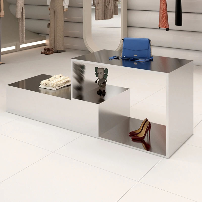 Clothing store Nakajima Taihuitai stainless steel display table men's and women's clothing store display