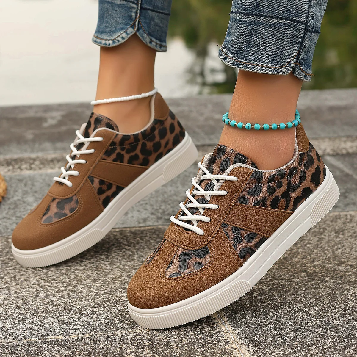 Women New Flat Bottomed Leopard Print Lace Up Casual Sports Sneaker For Women's Foreign Trade Large Size Running Shoes